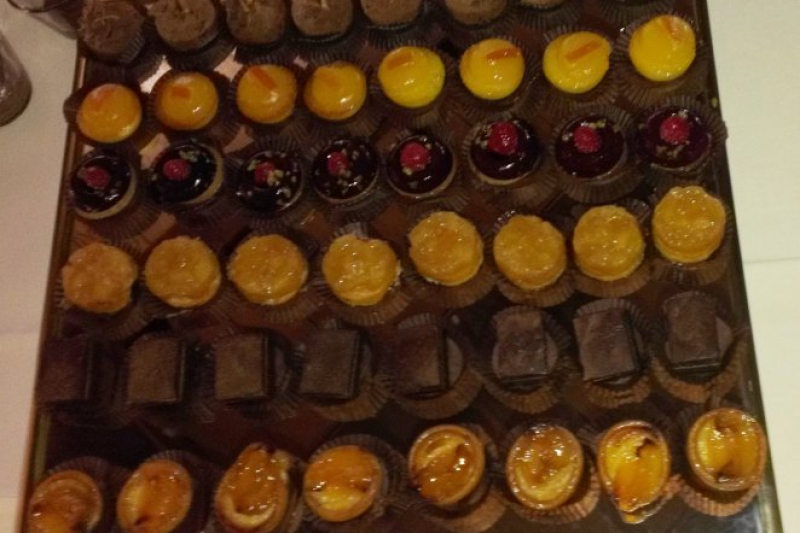 petit-four