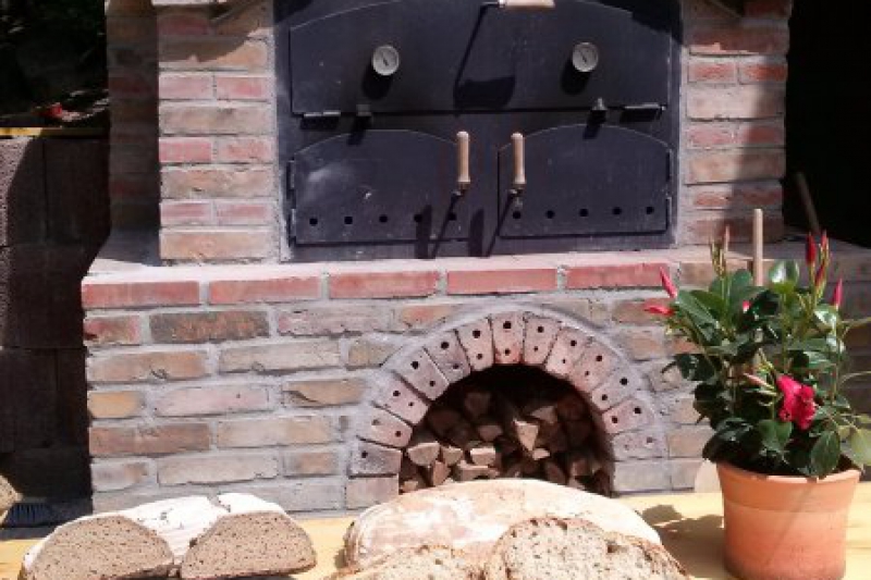 holzbackofen