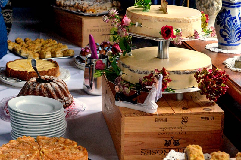 Hochzeitsbuffet - Torten und Kuchen